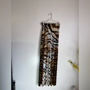 Luz  women wide leg pants animal print high rise size M